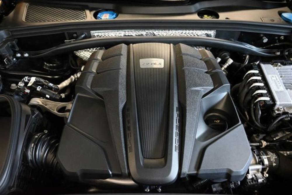 Macan   Macan 2.9 S PDK 21