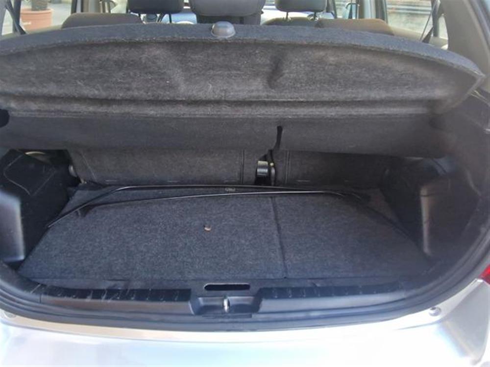 Yaris   Yaris 1.4 D-4D 5 porte Sol