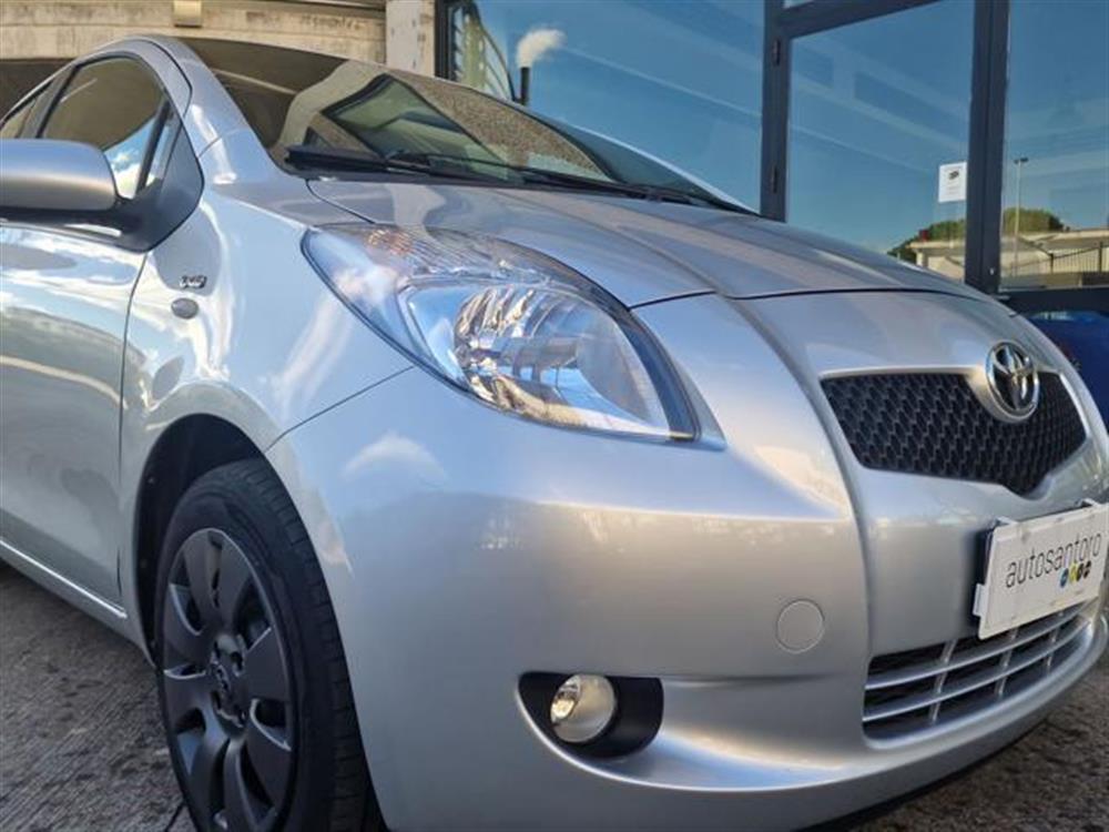 Yaris   Yaris 1.4 D-4D 5 porte Sol