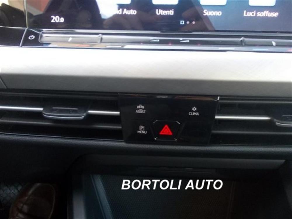 Golf   Golf 1.0 eTSI 23.000 KM E