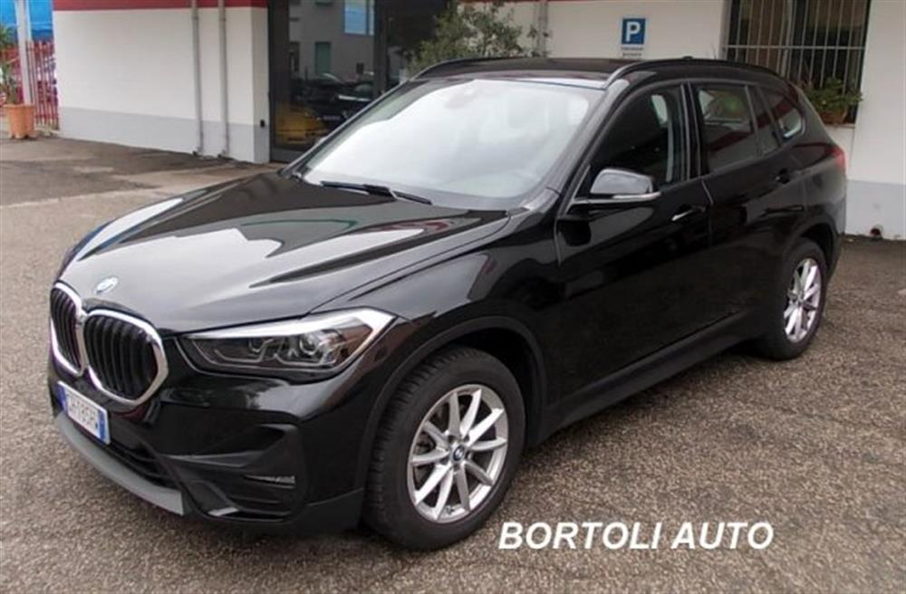 X1   X1 xDrive18d 28.000 KM