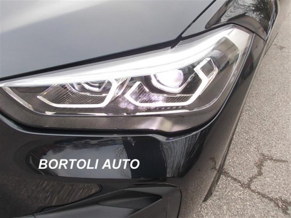 X1   X1 xDrive18d 28.000 KM