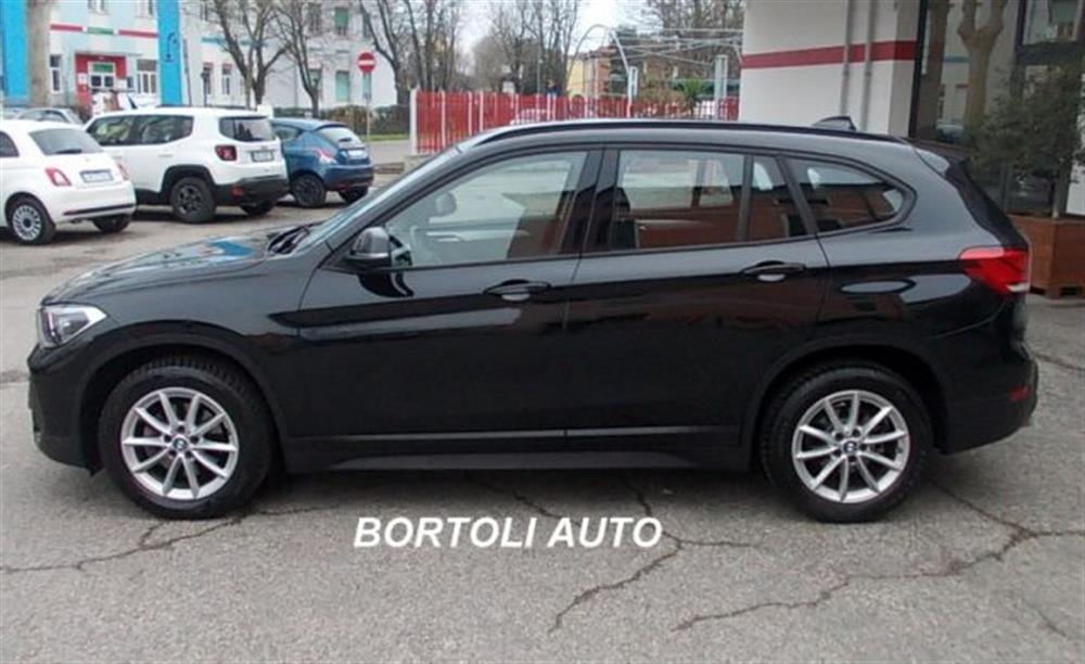 X1   X1 xDrive18d 28.000 KM