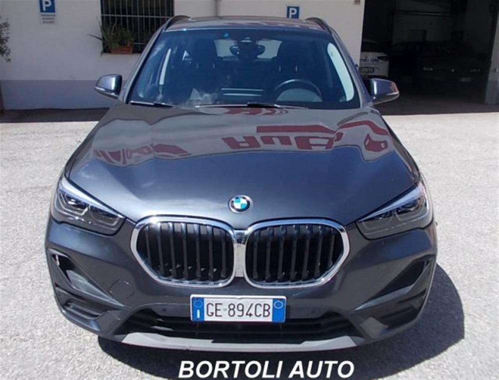 X1   X1 sDrive18d 53.000 KM