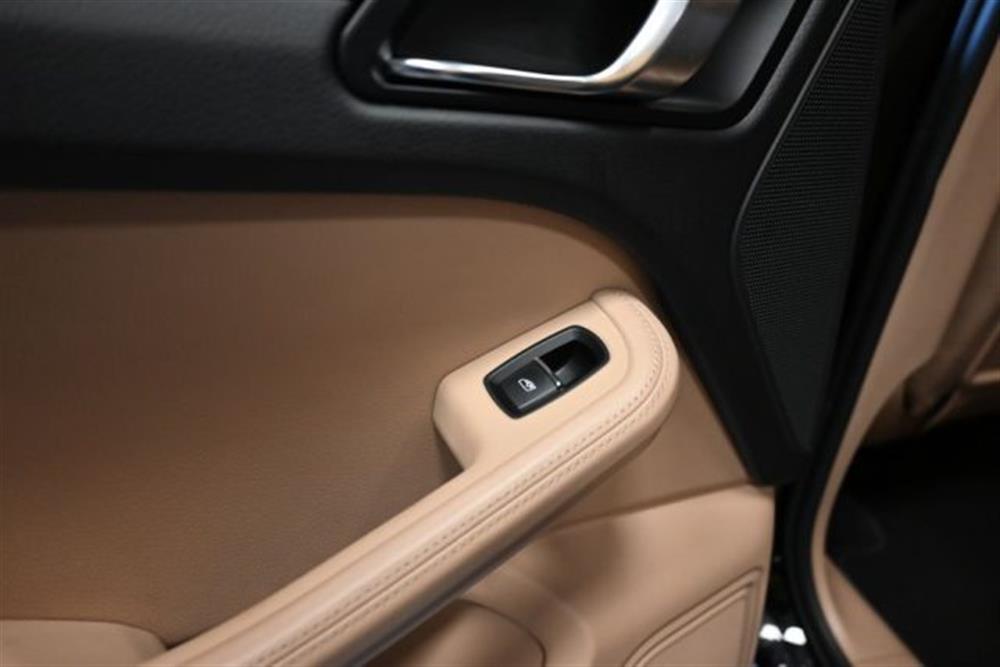 Macan   Macan 2.0 PDK PCM TETTO LE