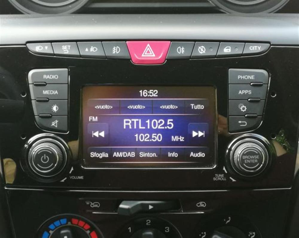 Ypsilon   Ypsilon 1.0 FireFly 5 porte