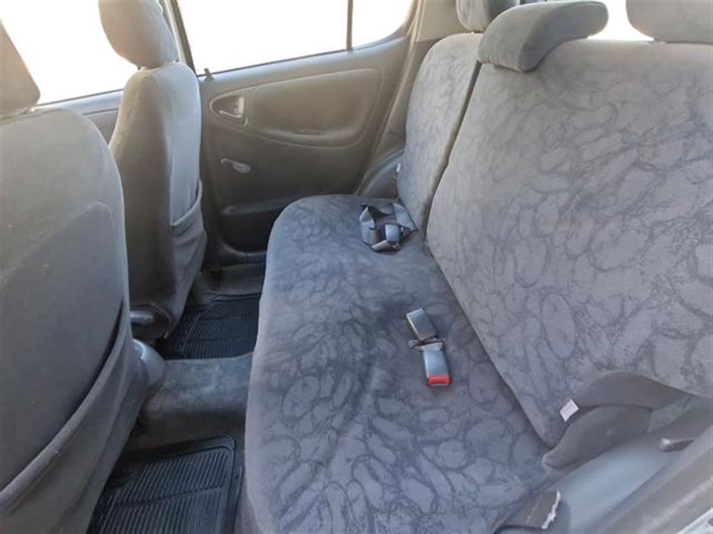 Yaris   Yaris 1.0i 16V cat 5 porte