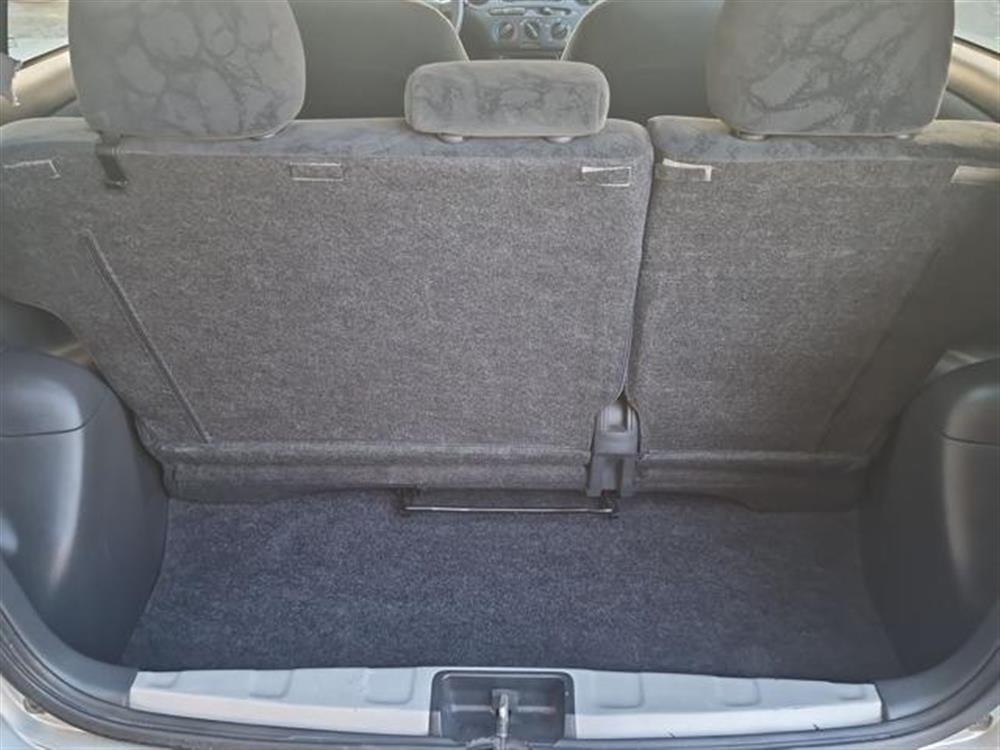 Yaris   Yaris 1.0i 16V cat 5 porte