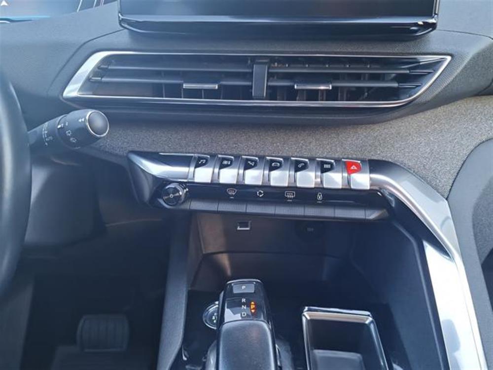 3008   3008 BlueHDi 130 S&S Acti