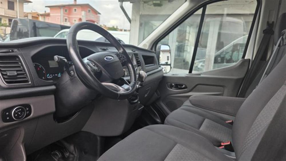 Transit   Transit 330 2.0TDCi EcoBlue
