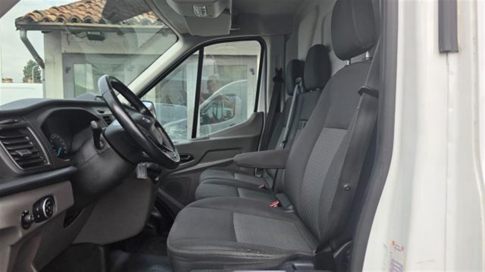 Transit   Transit 330 2.0TDCi EcoBlue