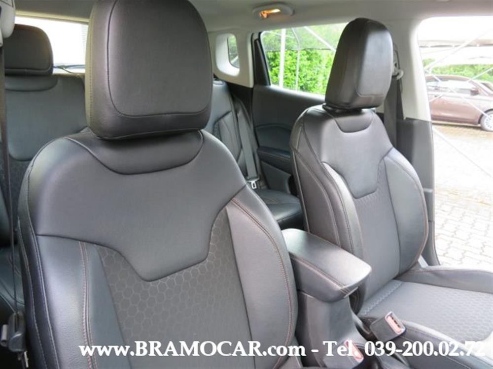 Compass   Compass 1.3 TURBO T4 190cv P