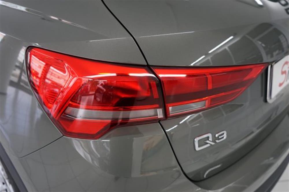 Q3   Q3 35 TDI quattro S tro
