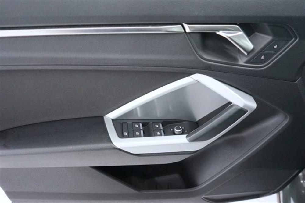 Q3   Q3 35 TDI quattro S tro