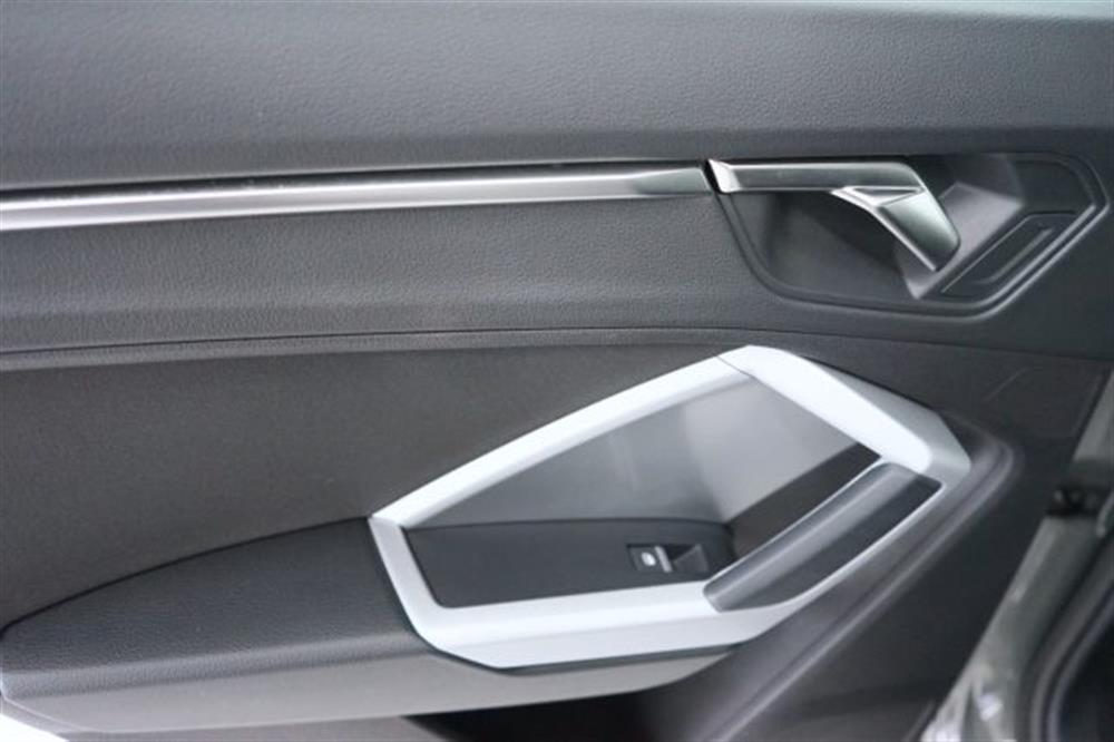 Q3   Q3 35 TDI quattro S tro