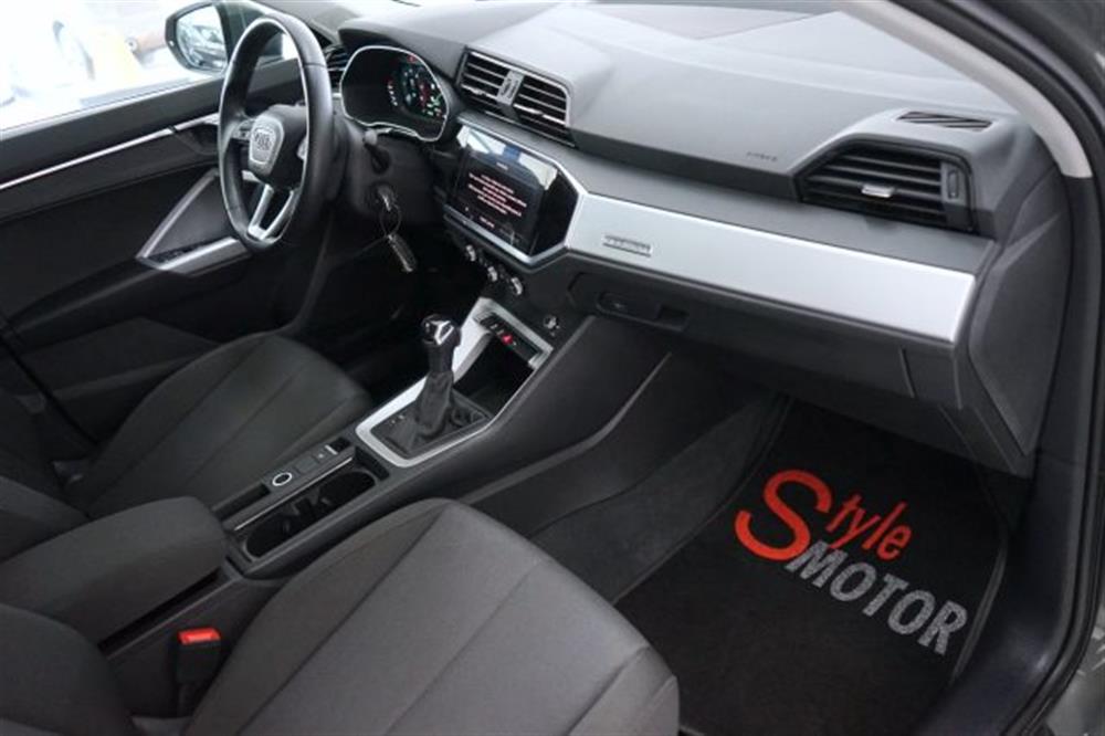 Q3   Q3 35 TDI quattro S tro
