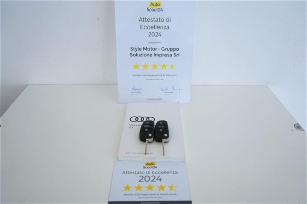Q3   Q3 35 TDI S tronic Busi