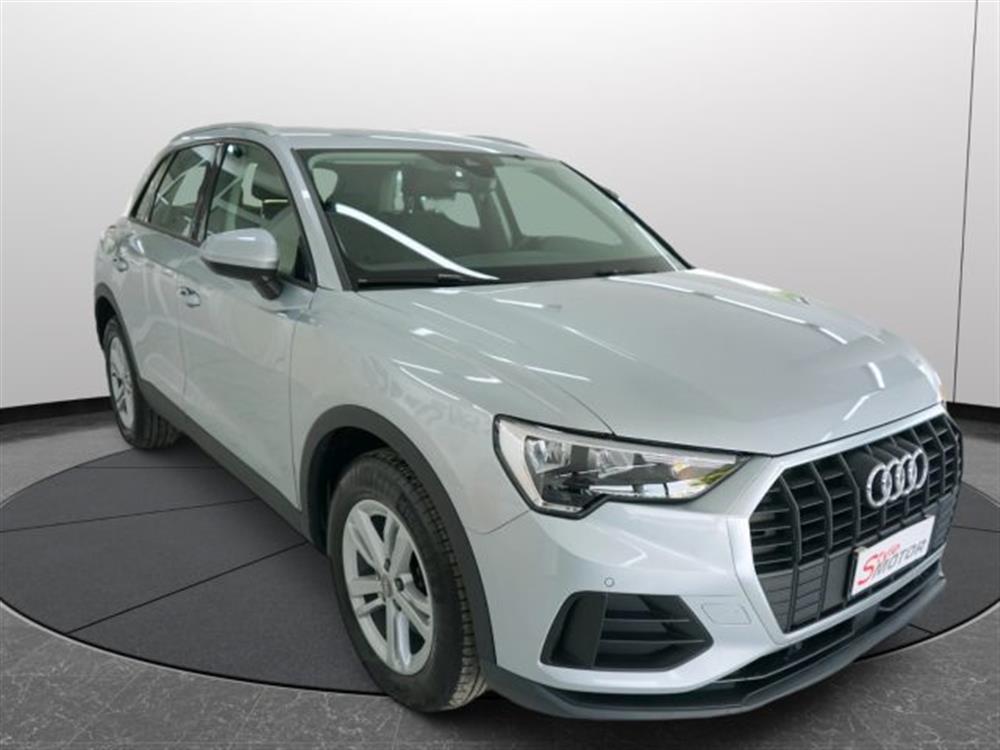 Q3   Q3 35 TDI S tronic Busi