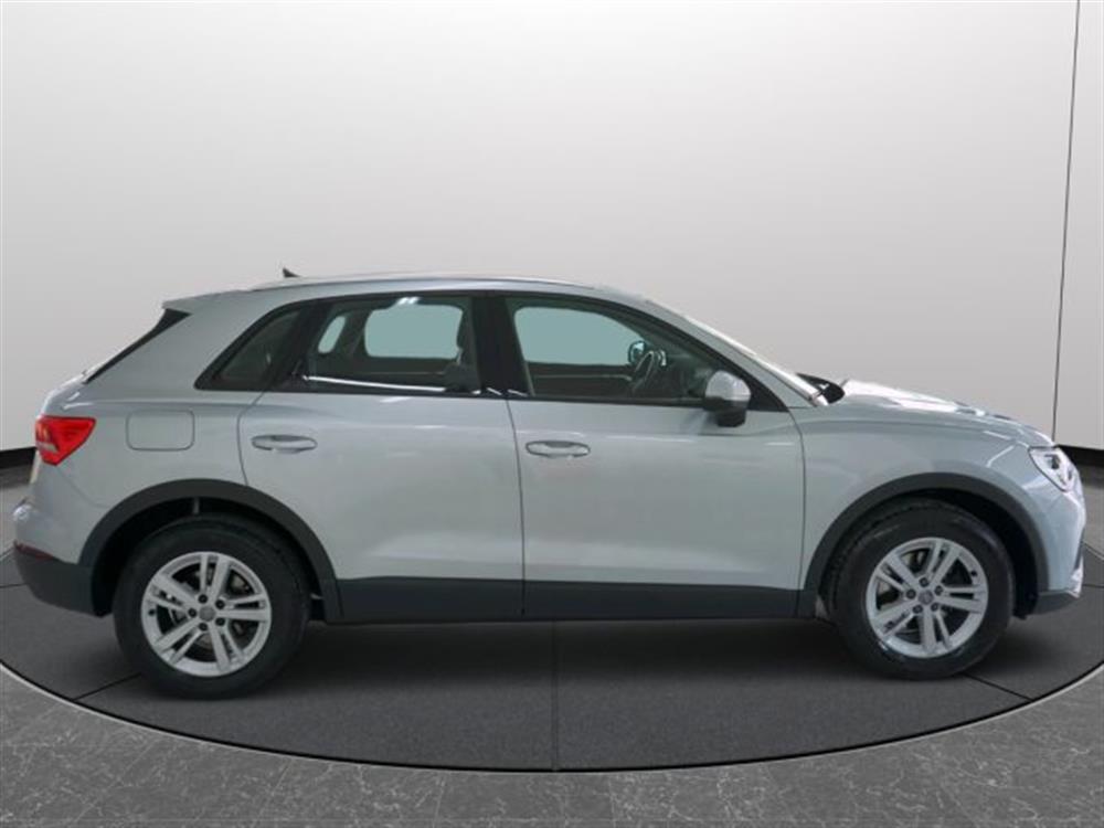 Q3   Q3 35 TDI S tronic Busi