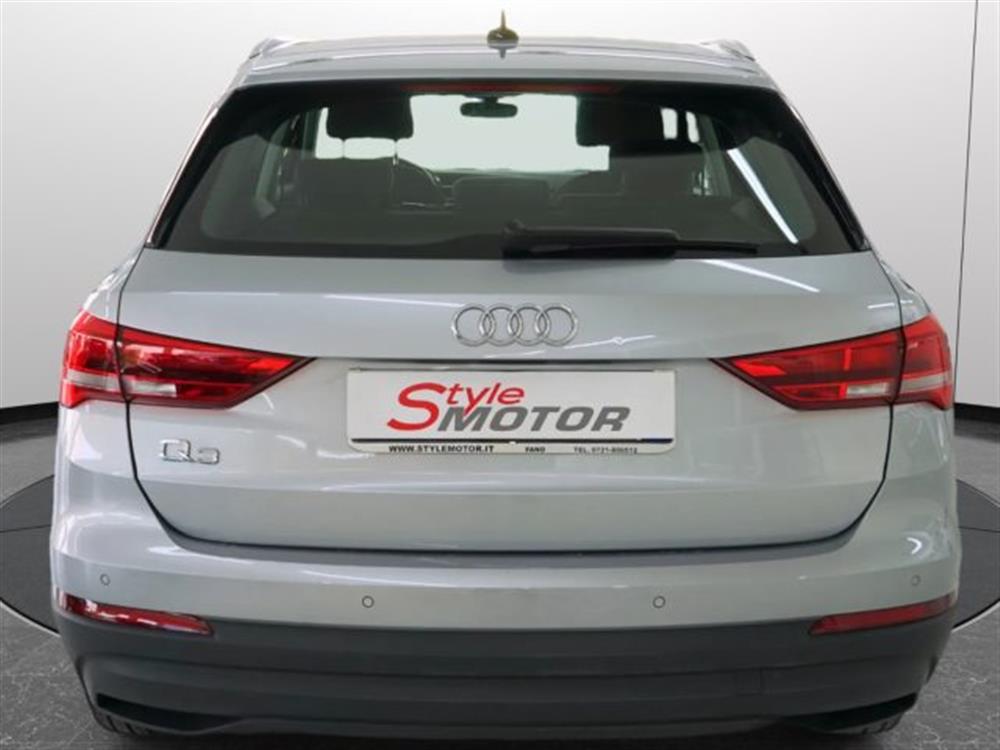 Q3   Q3 35 TDI S tronic Busi