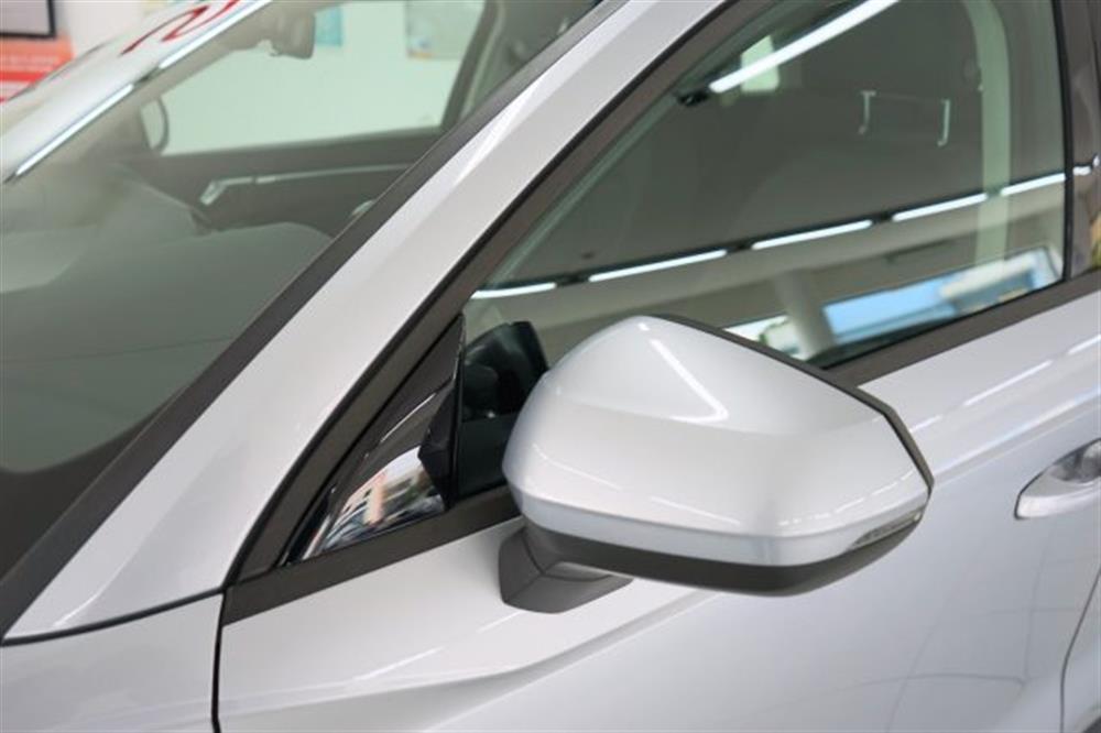 Q3   Q3 35 TDI S tronic Busi