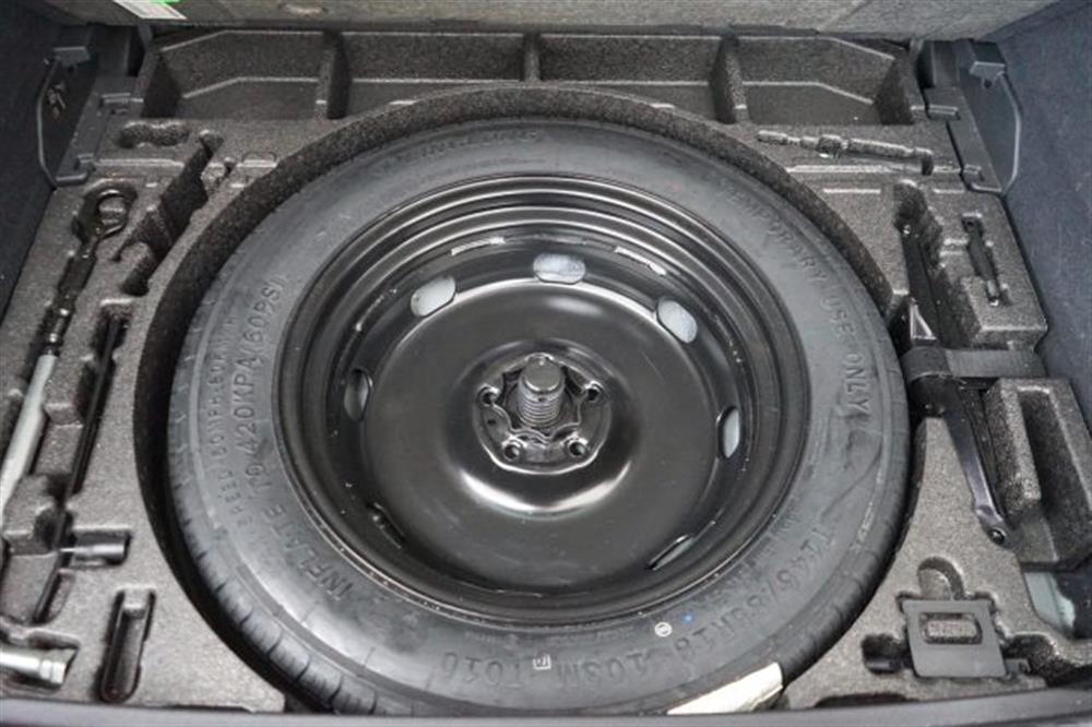 Q3   Q3 35 TDI S tronic Busi