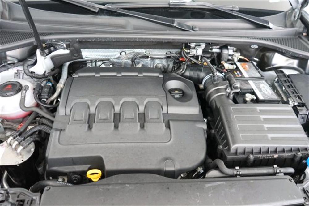 Q3   Q3 35 TDI S tronic Busi