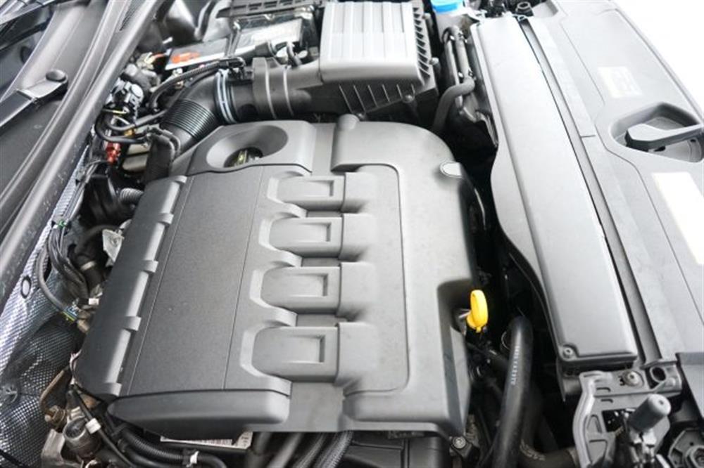 Q3   Q3 35 TDI S tronic Busi