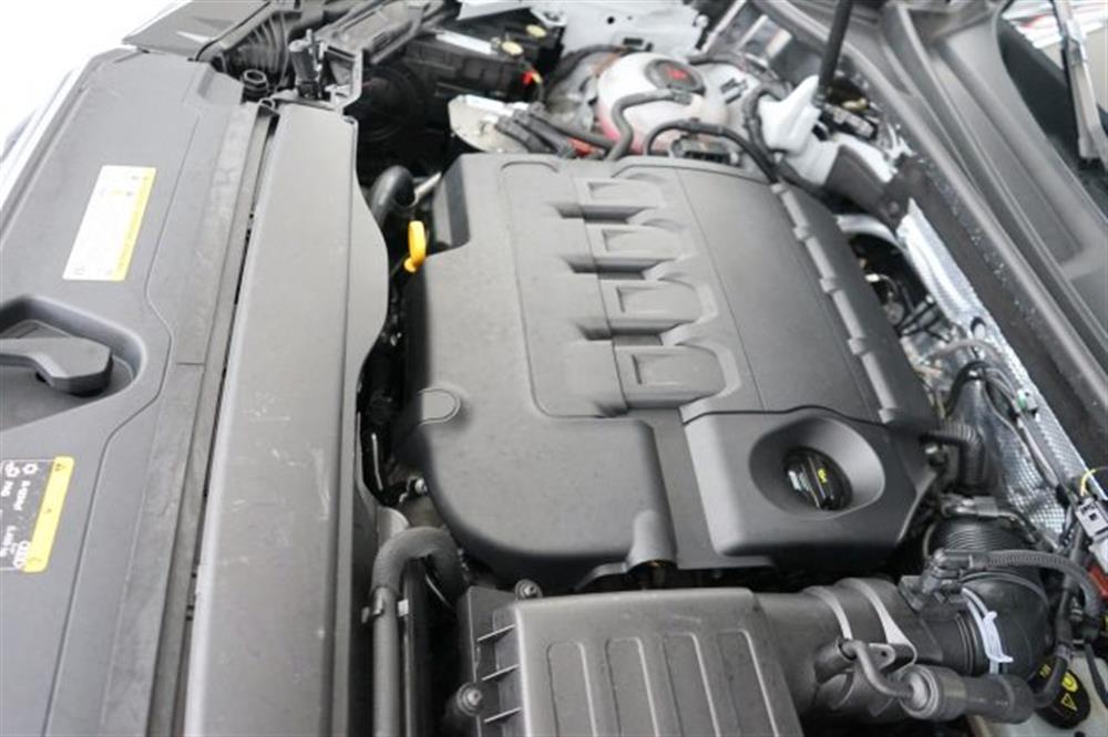 Q3   Q3 35 TDI S tronic Busi