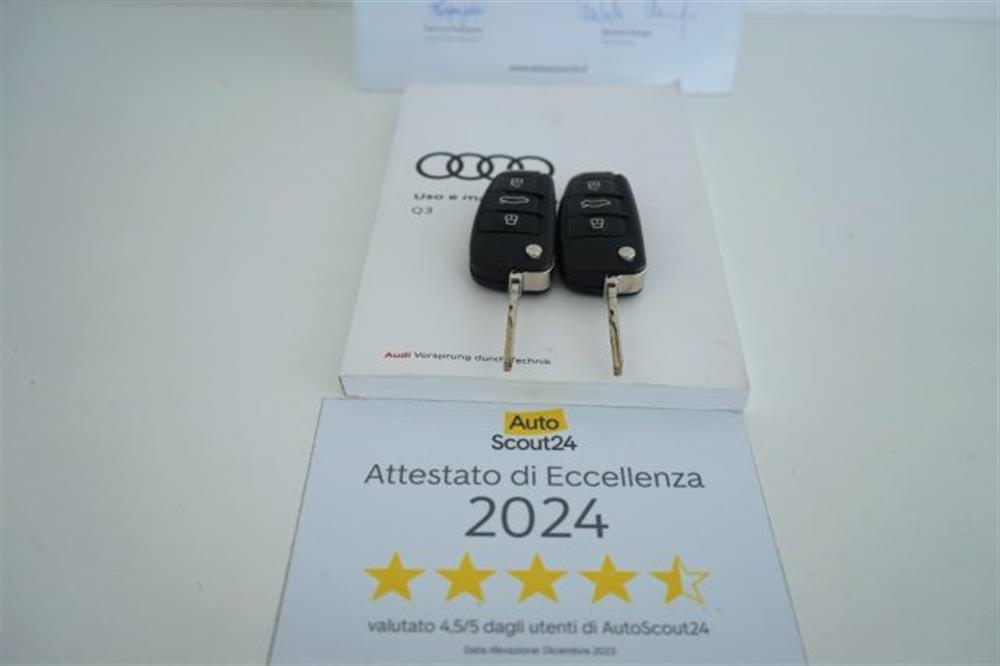 Q3   Q3 35 TDI S tronic Busi