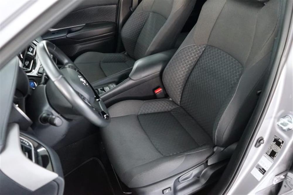 C-HR C-HR 1.8 Hybrid E-CVT Bus