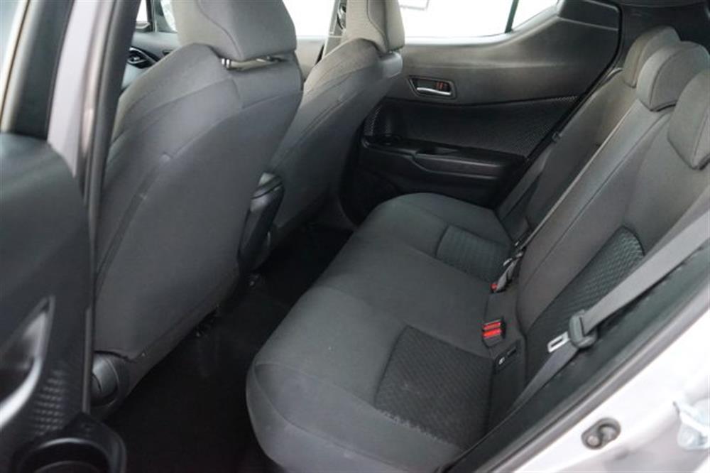 C-HR C-HR 1.8 Hybrid E-CVT Bus