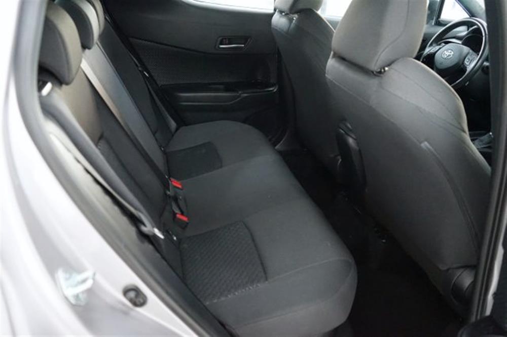 C-HR C-HR 1.8 Hybrid E-CVT Bus