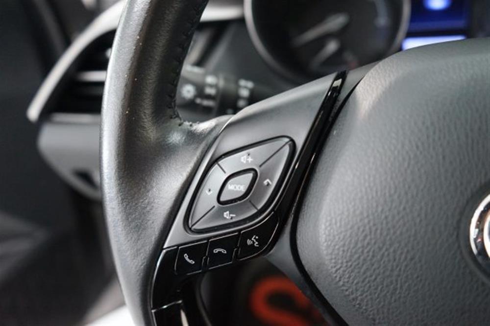 C-HR C-HR 1.8 Hybrid E-CVT Bus