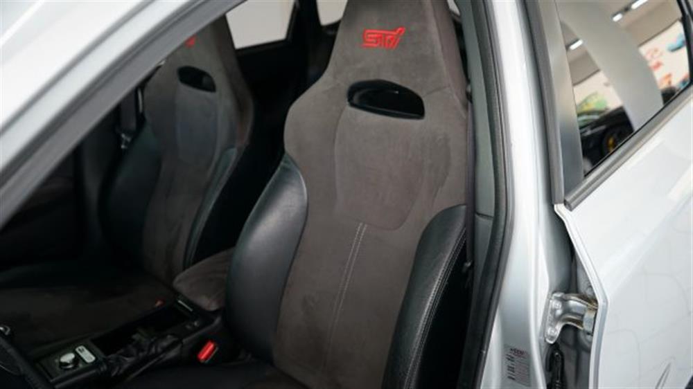 Impreza   Impreza 2.5 WRX STi ITALIANA