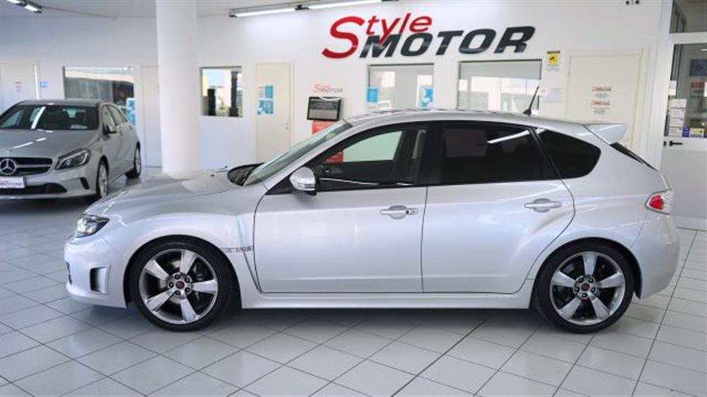 Impreza   Impreza 2.5 WRX STi ITALIANA