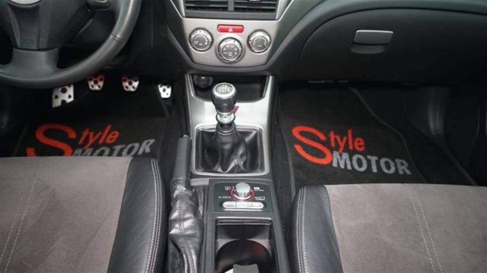 Impreza   Impreza 2.5 WRX STi ITALIANA