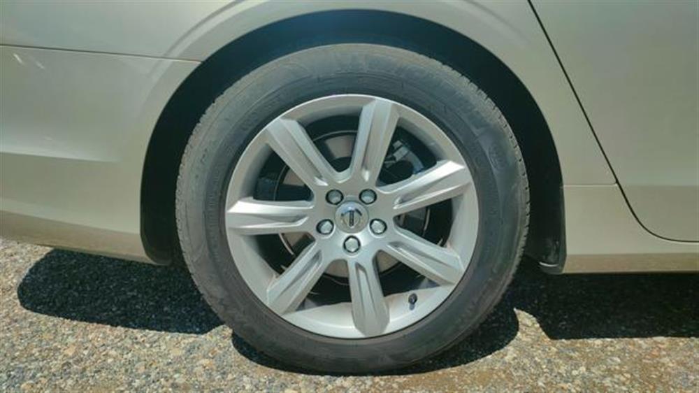S90   S90 D3 Momentum 17.000KM