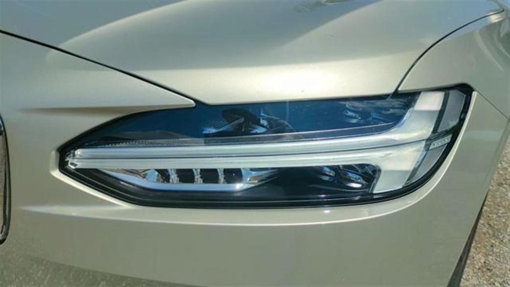 S90   S90 D3 Momentum 17.000KM