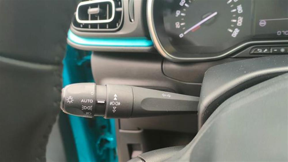 C3   C3 1.2 Benzina 83 CV Sh
