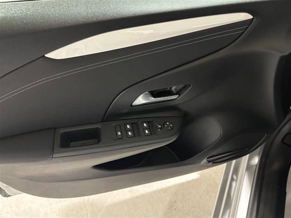 Corsa   Corsa 1.2 BENZ 100 CV GS F