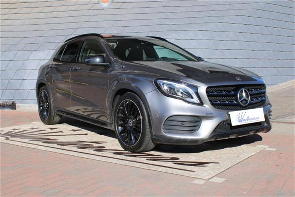 GLA 220 GLA 220 d 4Matic Premium AMG