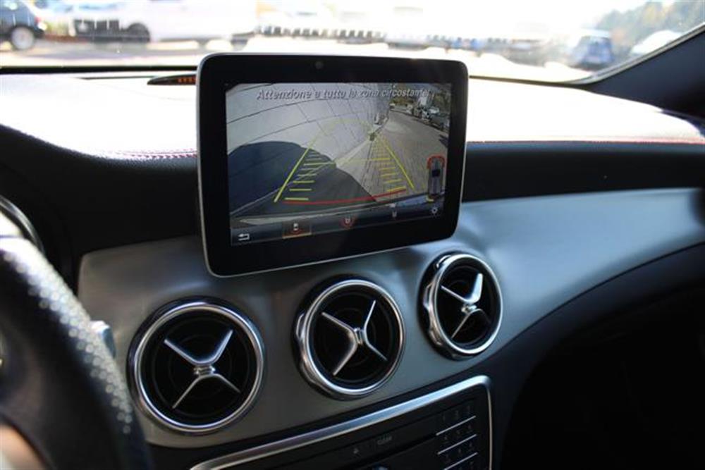 GLA 220 GLA 220 d 4Matic Premium AMG