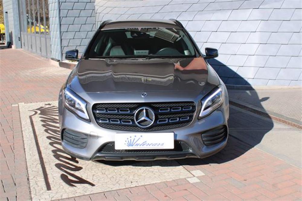 GLA 220 GLA 220 d 4Matic Premium AMG