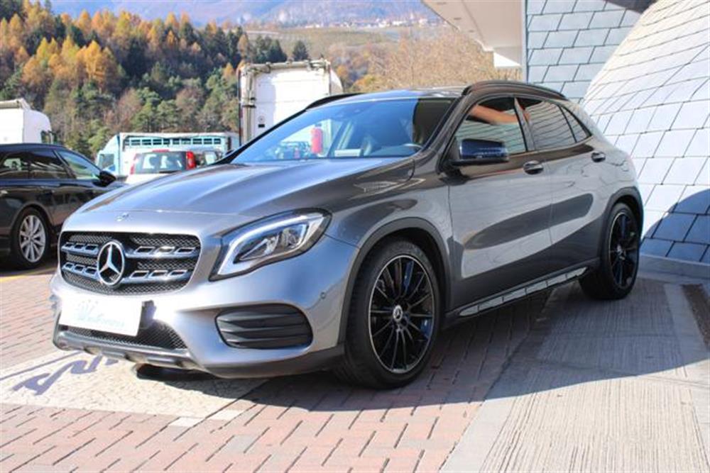 GLA 220 GLA 220 d 4Matic Premium AMG