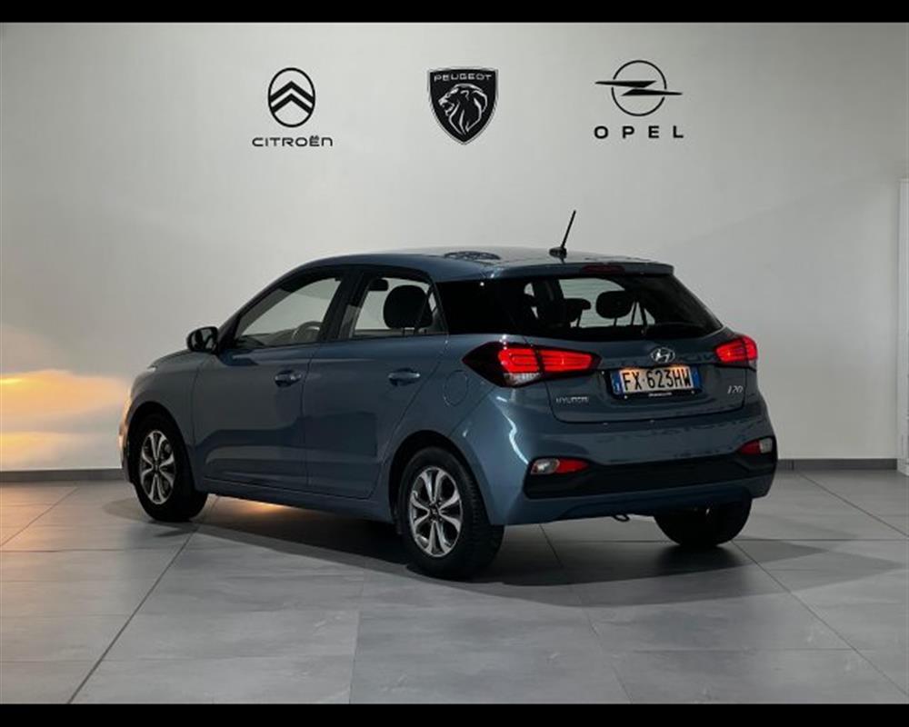 i20   i20 II -  1.2 mpi Connec