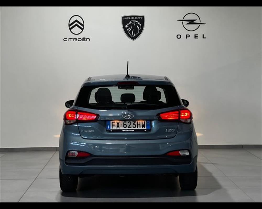 i20   i20 II -  1.2 mpi Connec