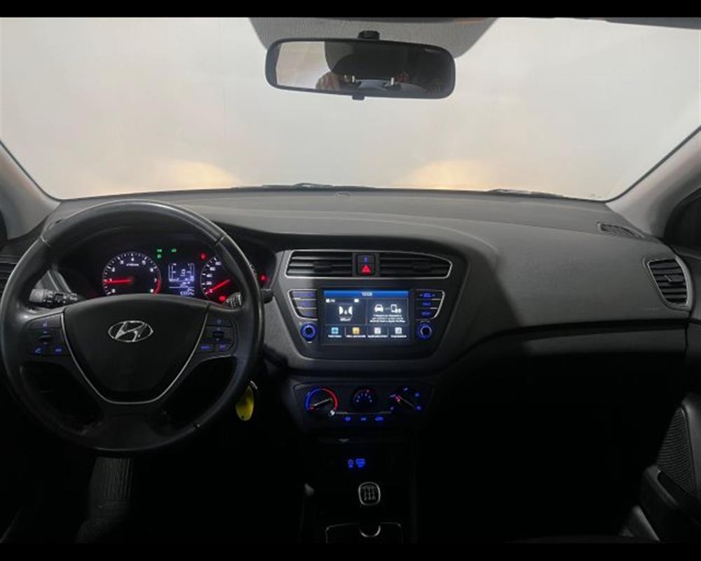 i20   i20 II -  1.2 mpi Connec