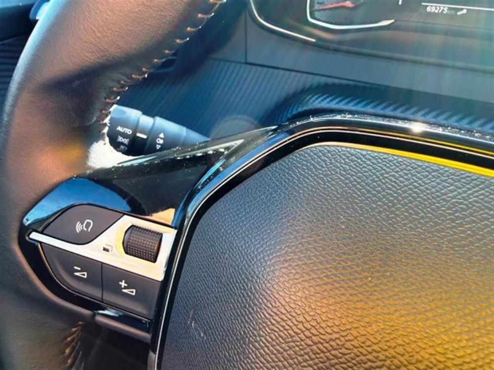 208 208 1.2 100CV 5 porte Ac