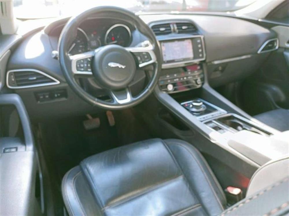 F-Pace   F-Pace 2.0d i4 Prestige awd